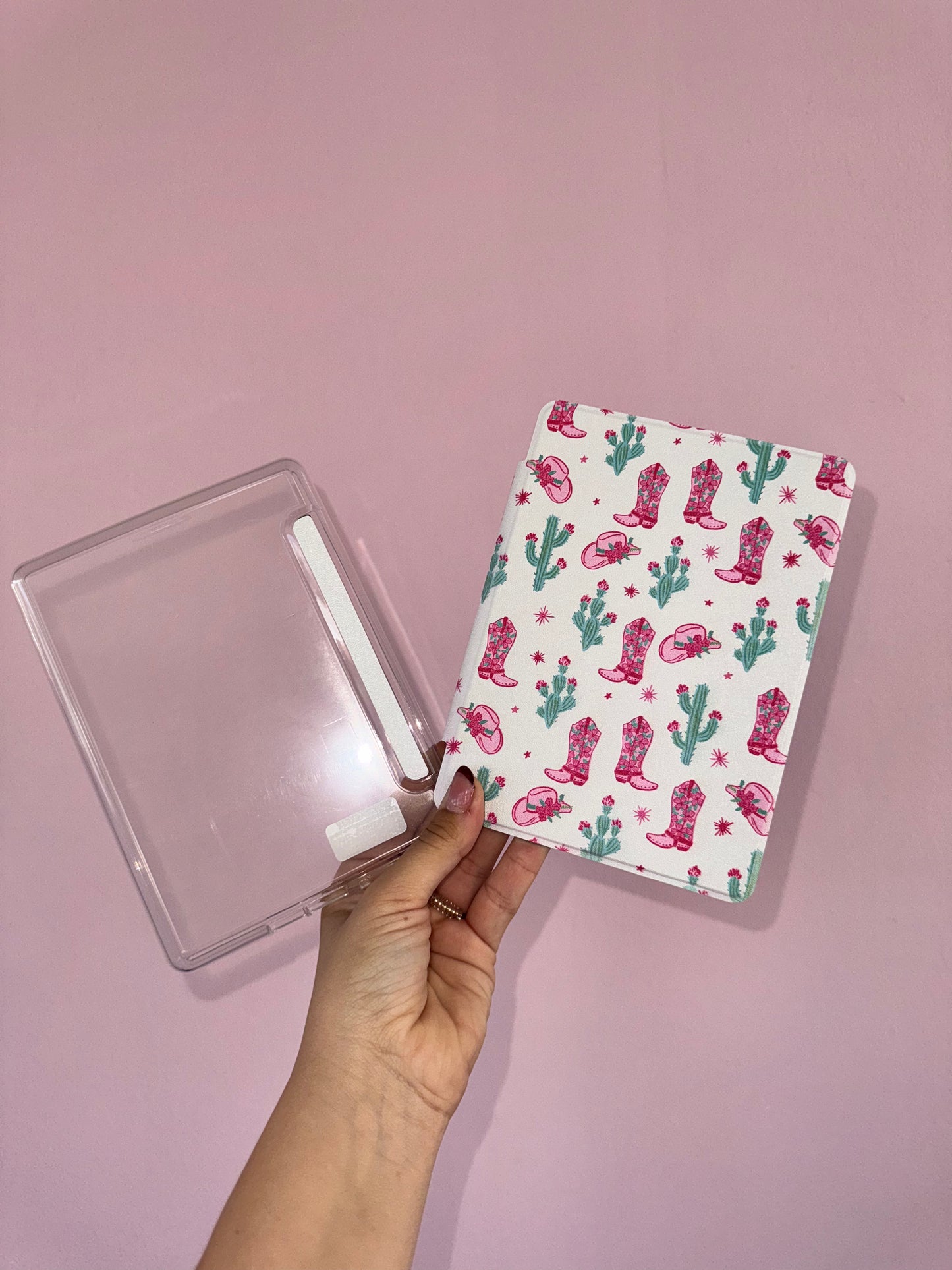 Western Girlie Magnetic Kindle Case