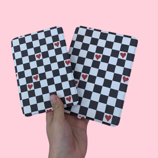 Hears & Checkers Back Magnetic Kindle Case