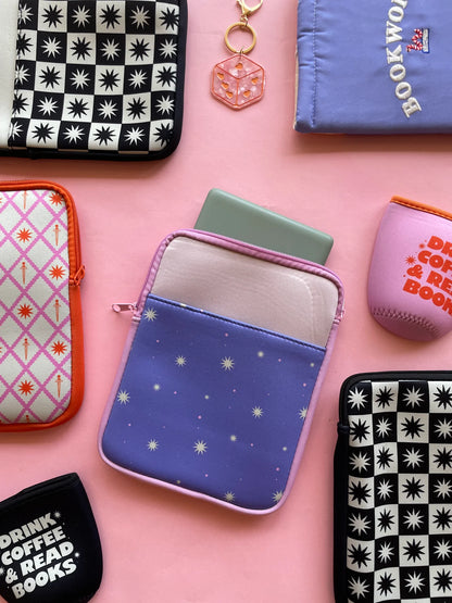 Busy Reading Zipper Sleeve