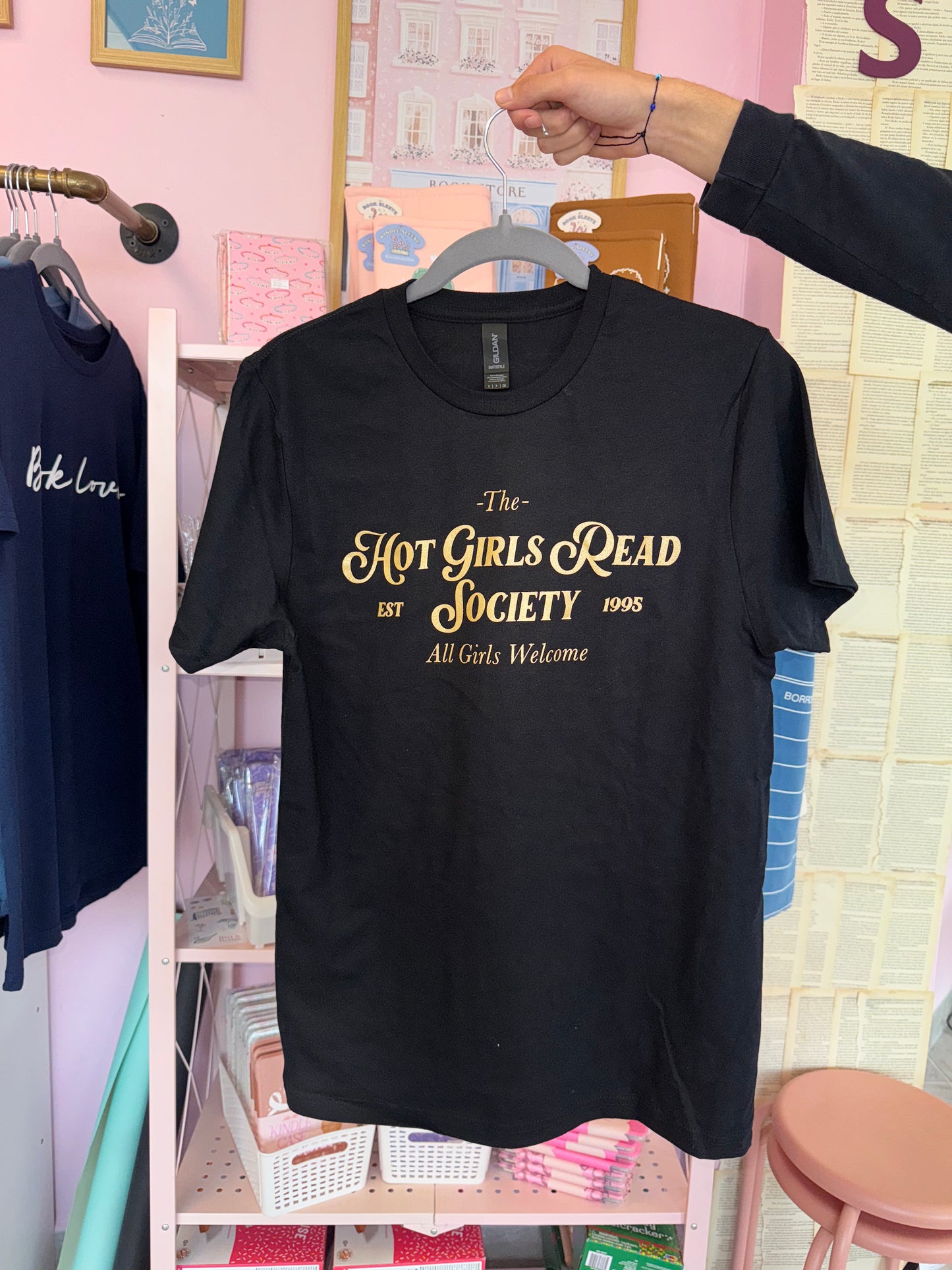 Hot Girls Read Society Tshirt