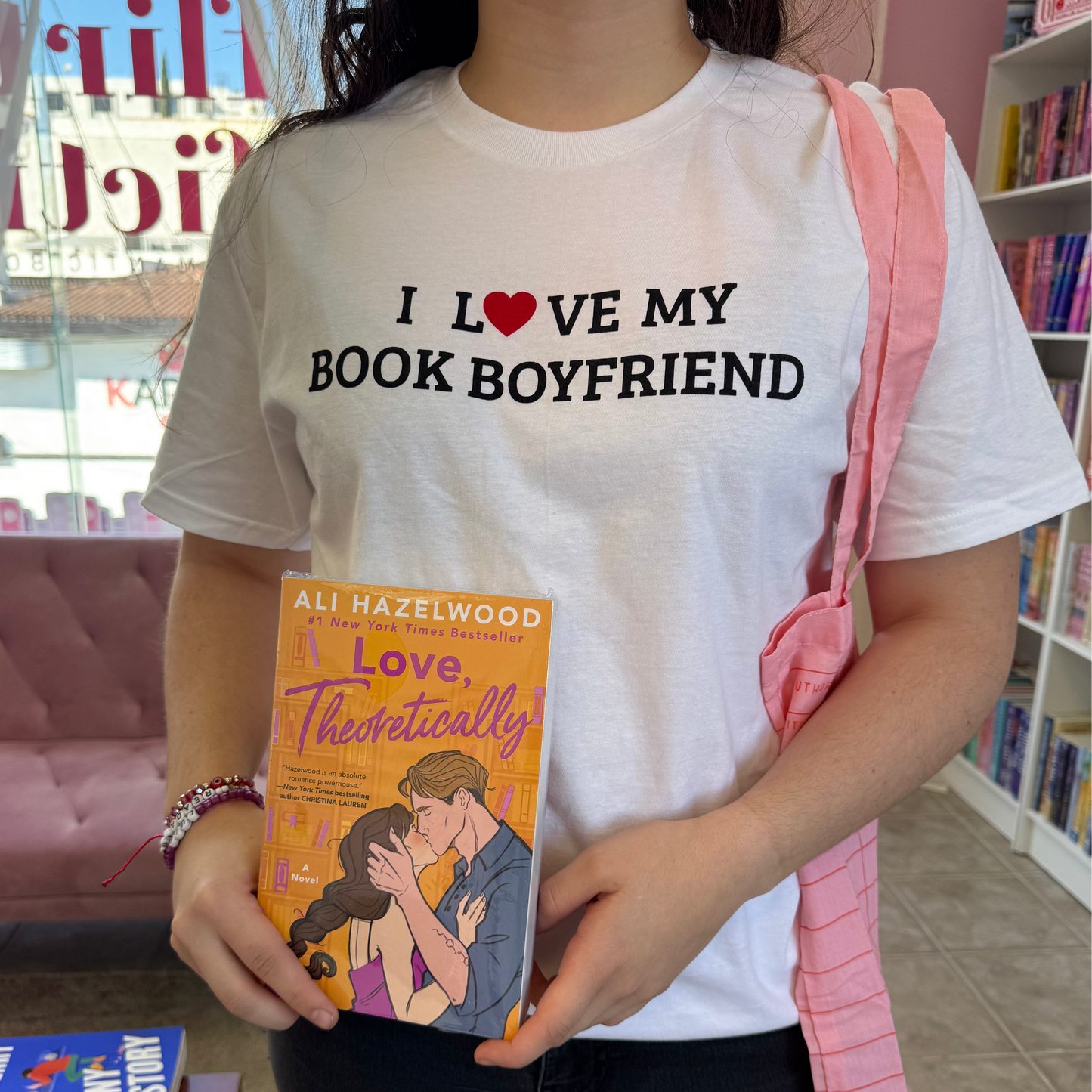 I love My Bookboyfriend Tshirt