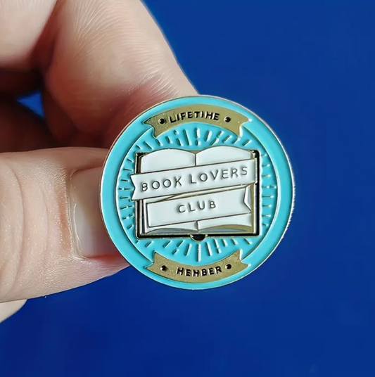 "Book Lovers Club" Pin