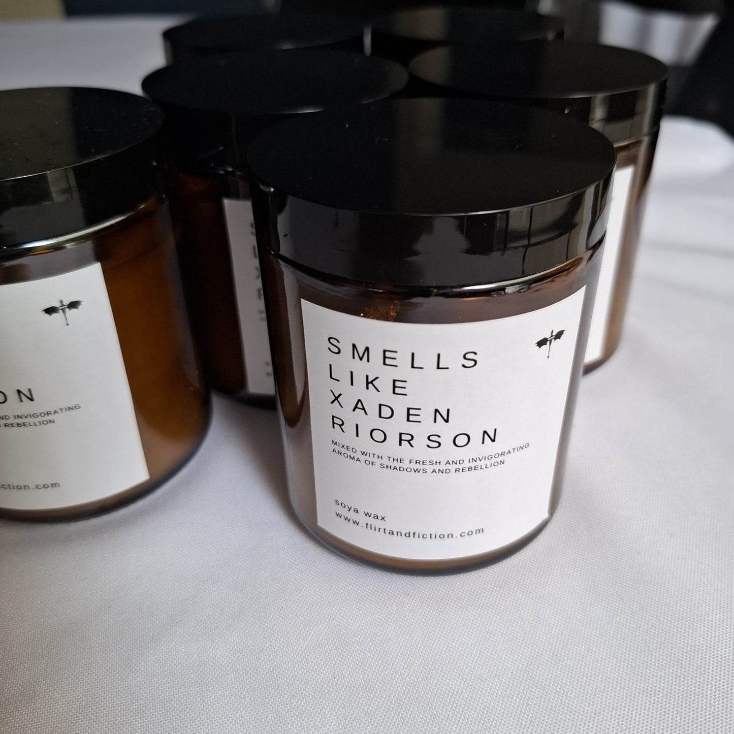 Smells Like Xaden Riorson - Soy Wax Candle